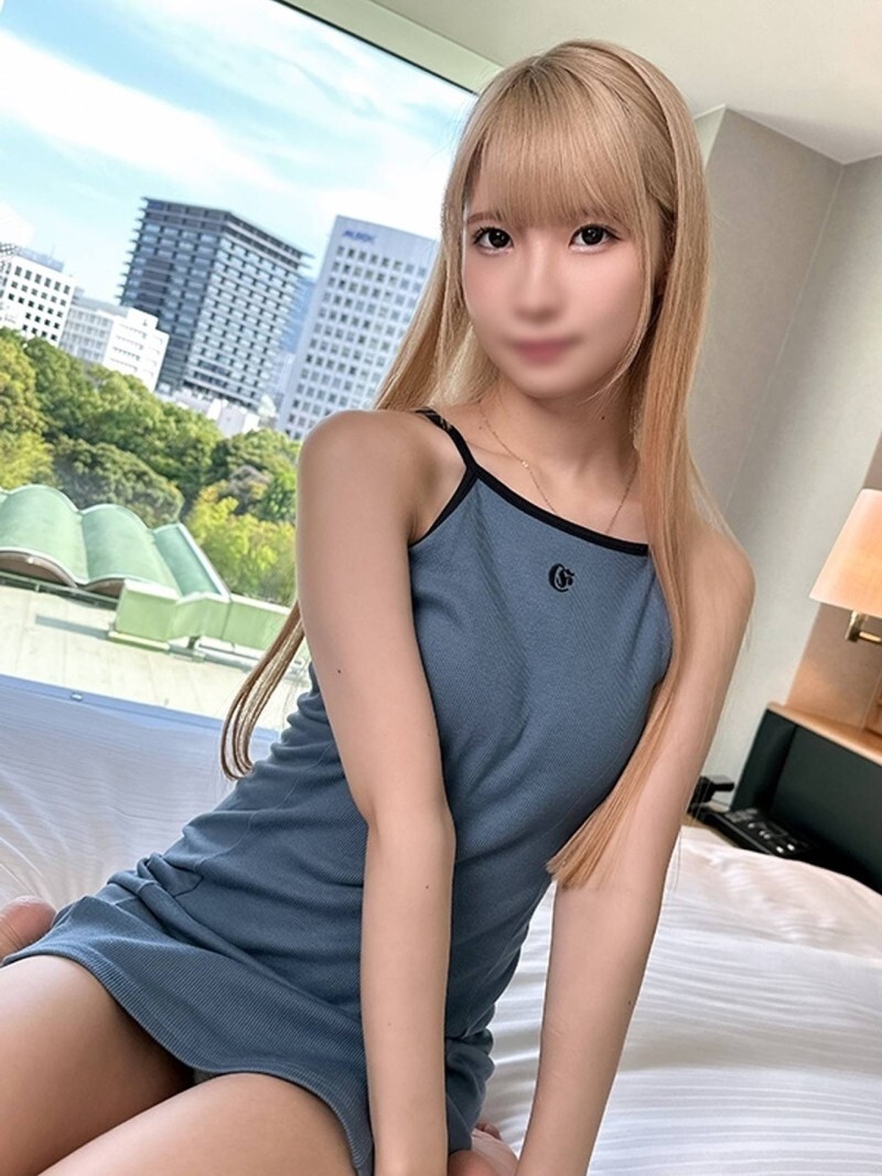 FC2-PPV-4755715 【私拍 第2关】A罩杯平胸大学生奈奈酱与心爱男友激情亲密性爱